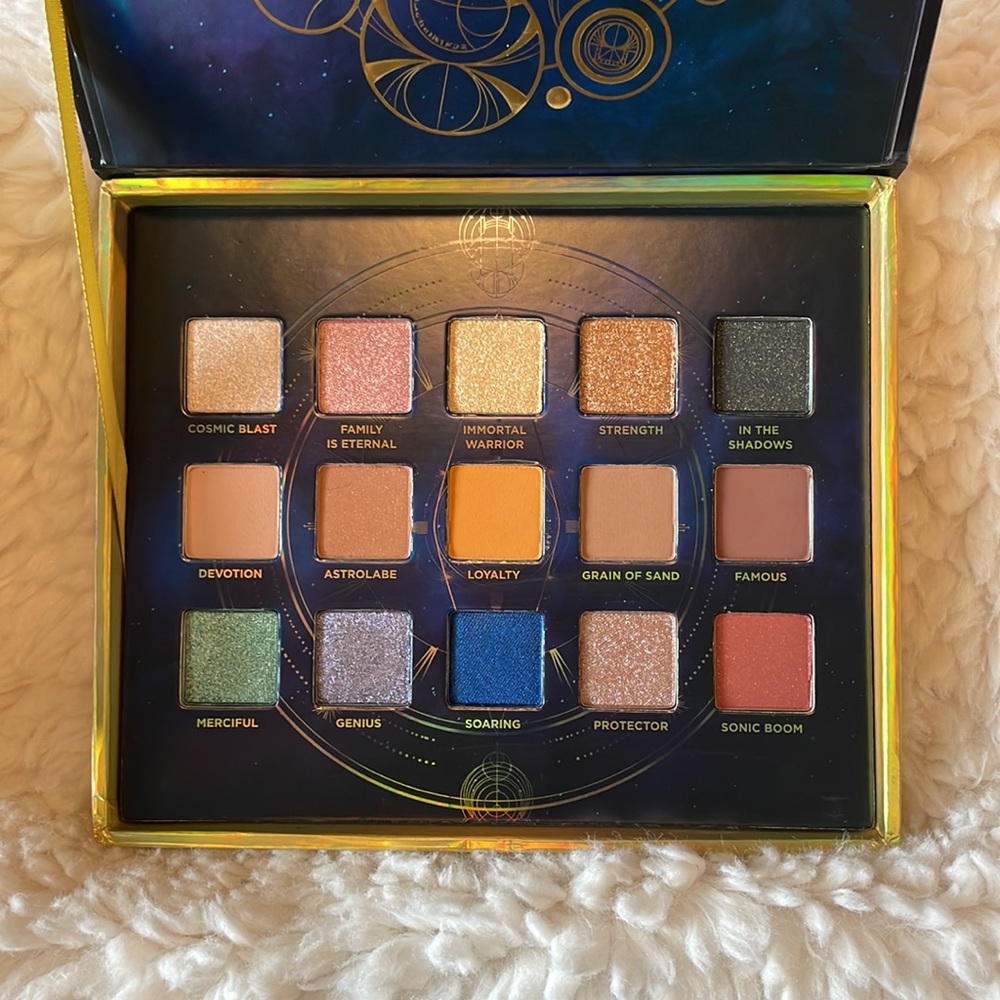 HP🎉NIB Urban Decay Marvel Eternals Eyeshadow Palette - Picture 5 of 12